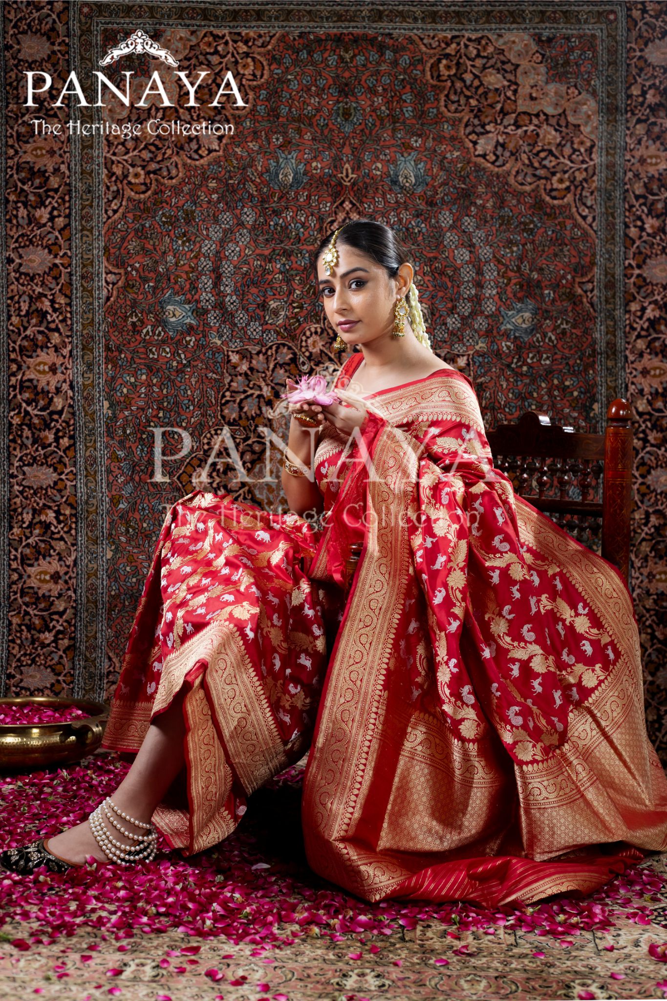 Banrasi Handloom With Shikargah Pattern Zaal Work With Gold And Silver Zari Work