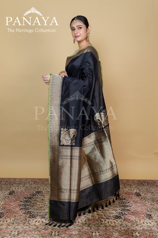 Handloom Katan Silk With Kuniya Banarasi Border Anchal