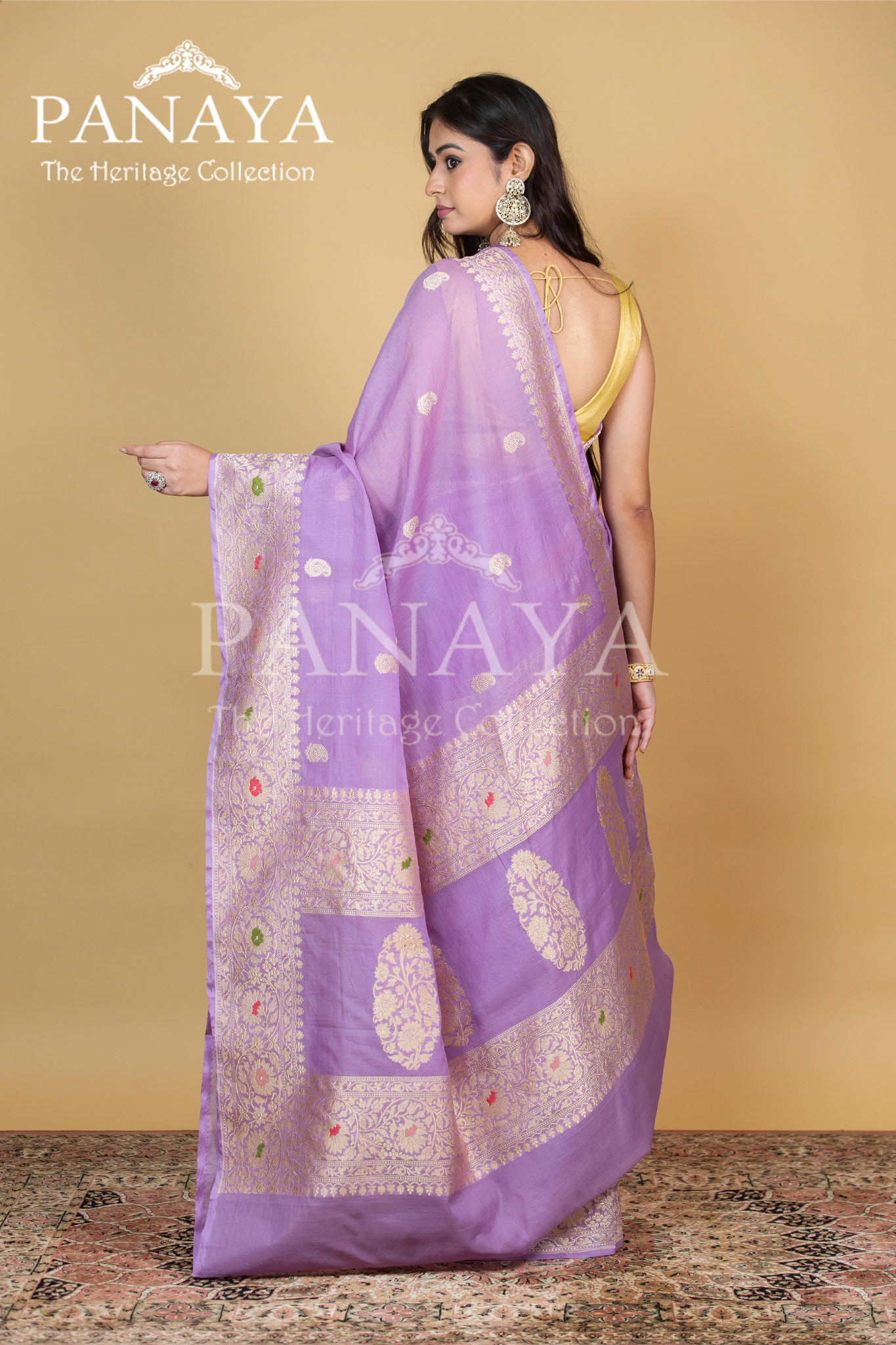 Kora Silk Kairi Buti With Gold Zari Meenakari Anchal And Border