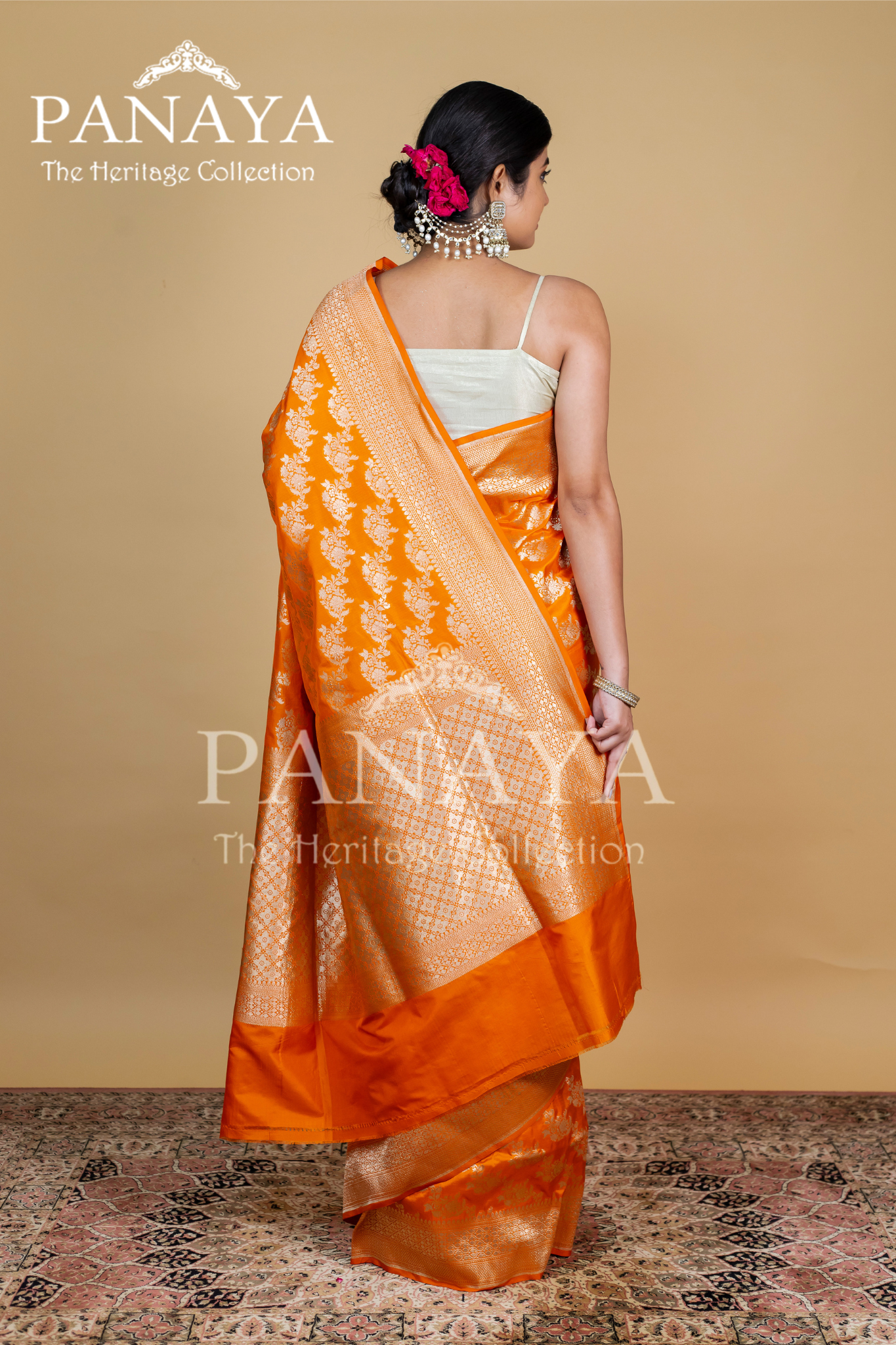 Handloom Cut Work Banarasi Border And Anchal Zaal Design
