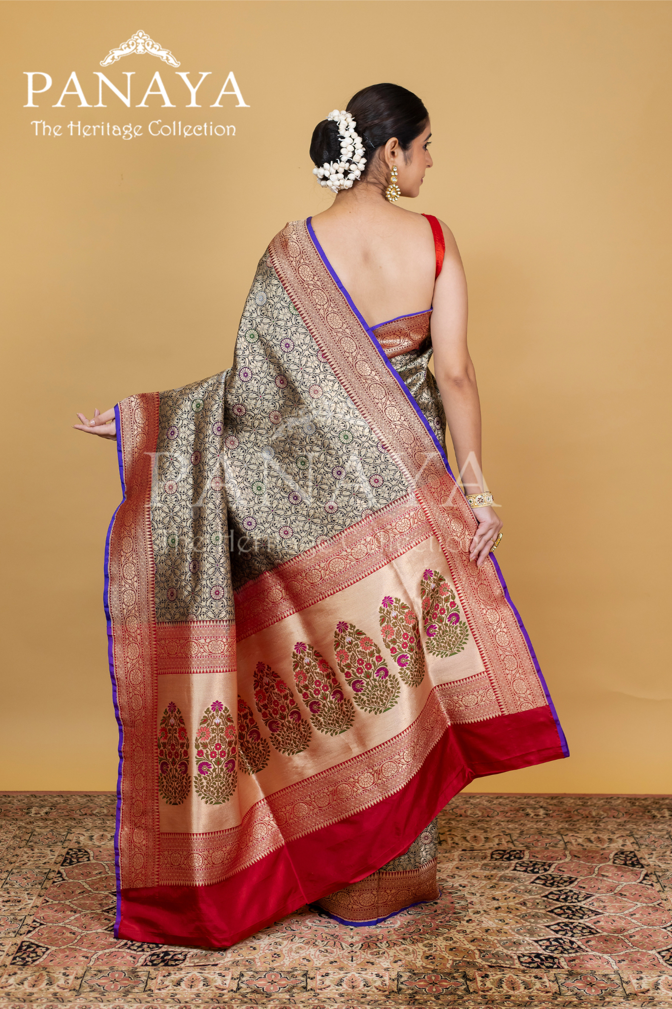Tanchoi Silk Brocade Design With Paithani Anchal With Contast Red Border
