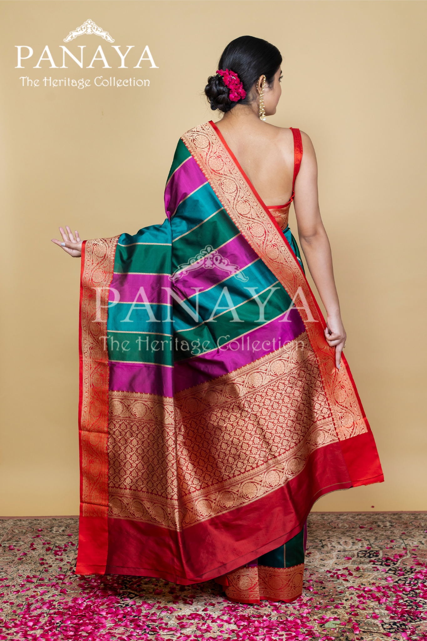 Katan Silk Rangkat With Red Border Banarasi Anchal Border