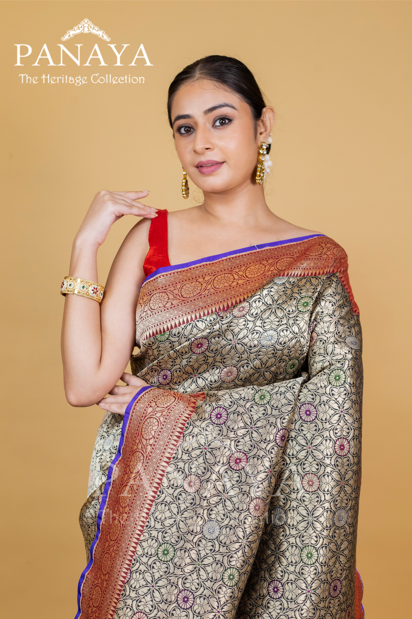 Tanchoi Silk Brocade Design With Paithani Anchal With Contast Red Border