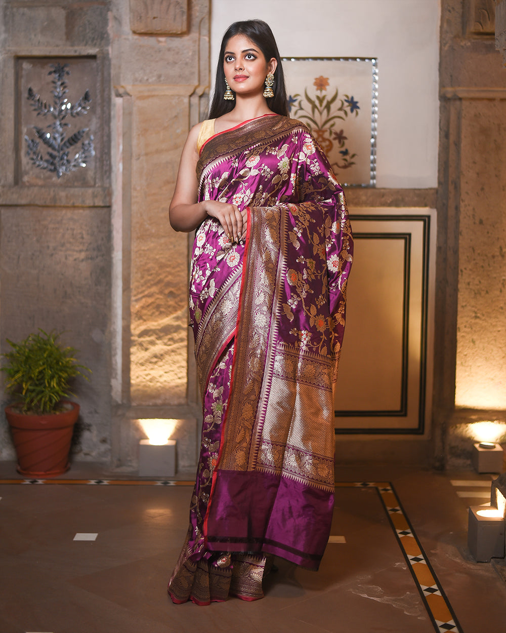 Magenta Handwoven Kadwa Katan Silk Saree - Panaya 
