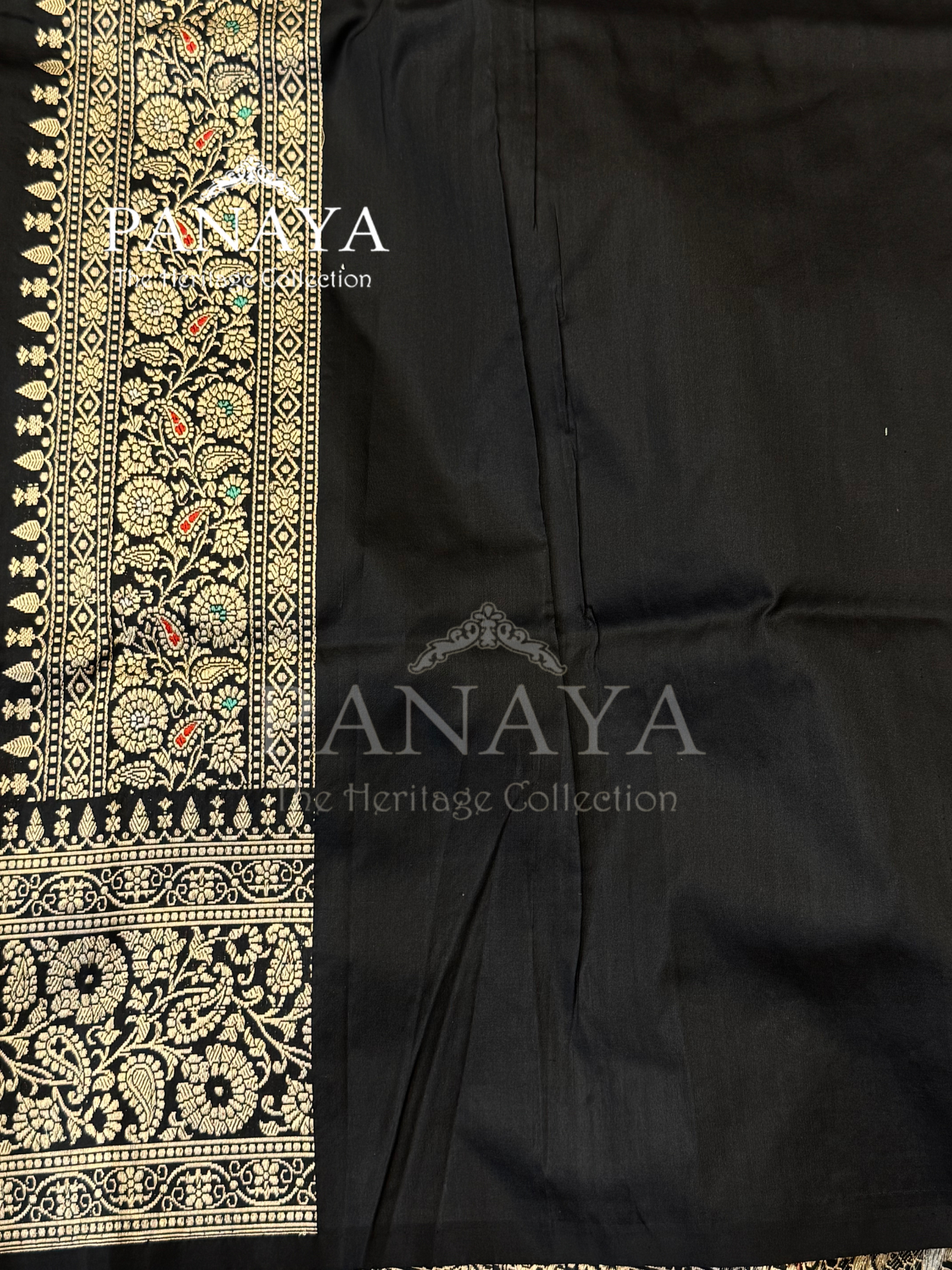 Saree Katan Silk with Meenedarr Banarasi Aanchal & Border with Gold Zari Carry Boota and konia