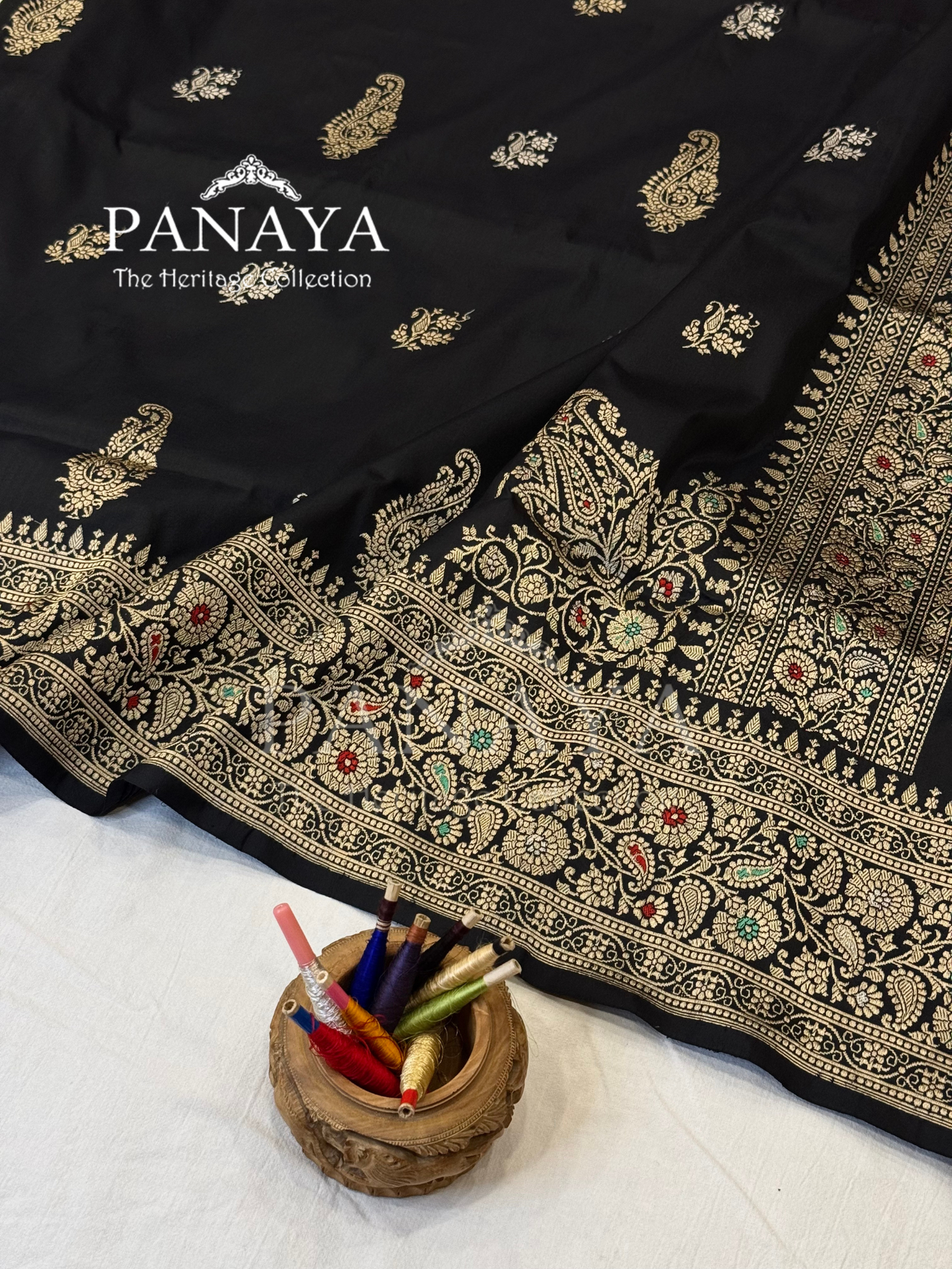 Saree Katan Silk with Meenedarr Banarasi Aanchal & Border with Gold Zari Carry Boota and konia
