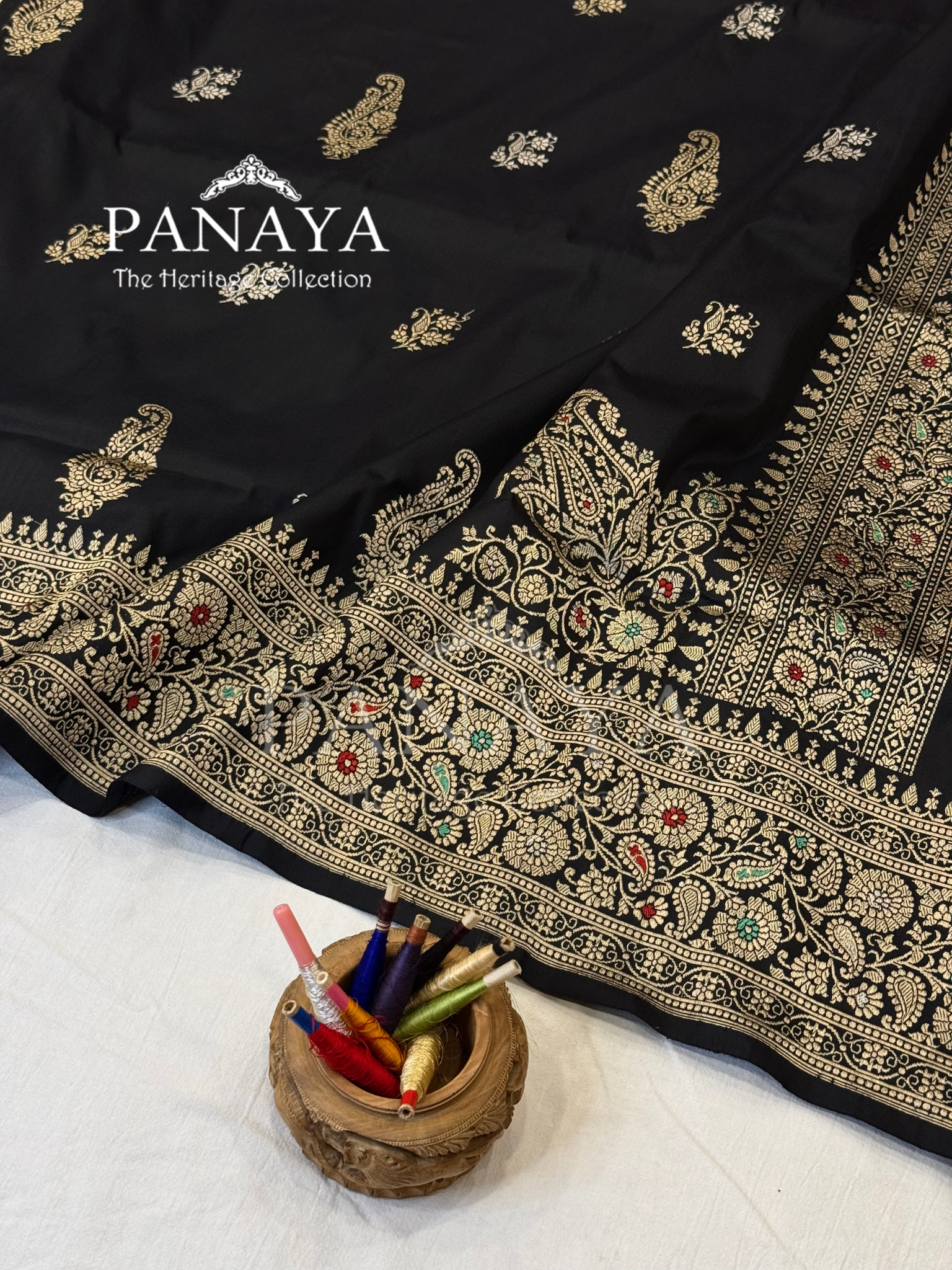 Saree Katan Silk with Meenedarr Banarasi Aanchal & Border with Gold Zari Carry Boota and konia