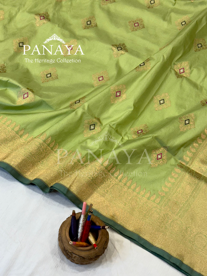 Saree Katan Silk with banarasi aanchal & Border with meenedar Boota Design