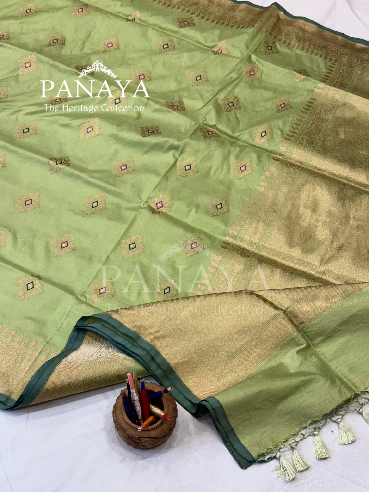 Saree Katan Silk with banarasi aanchal & Border with meenedar Boota Design