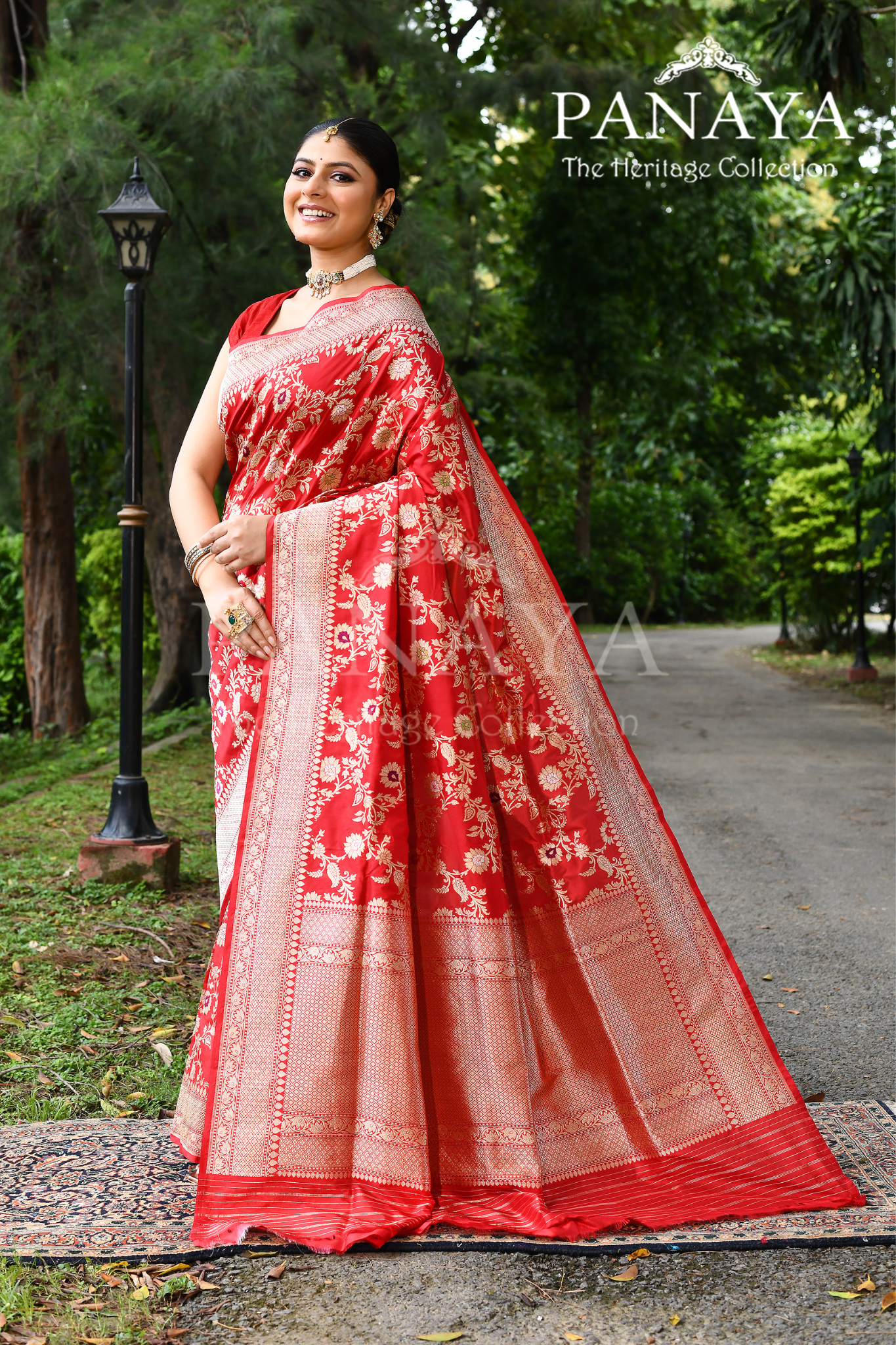 Saree Katan Silk Handwoven with Banrasi Aanchal & Border with Gold & Silver Meenedar Jaal Design