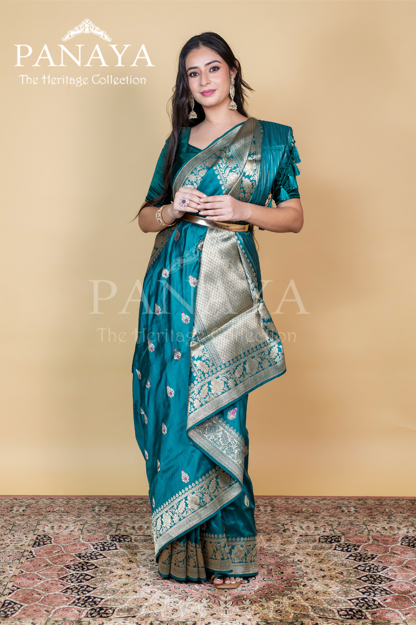 Meena Buti Katan Silk Handloom With Banarsi Anchal Zari Work Border