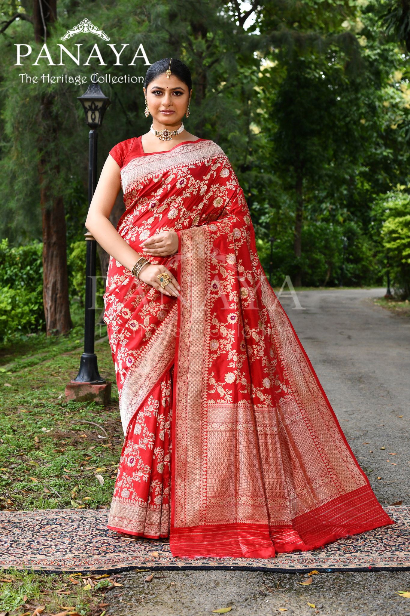 Saree Katan Silk Handwoven with Banrasi Aanchal & Border with Gold & Silver Meenedar Jaal Design