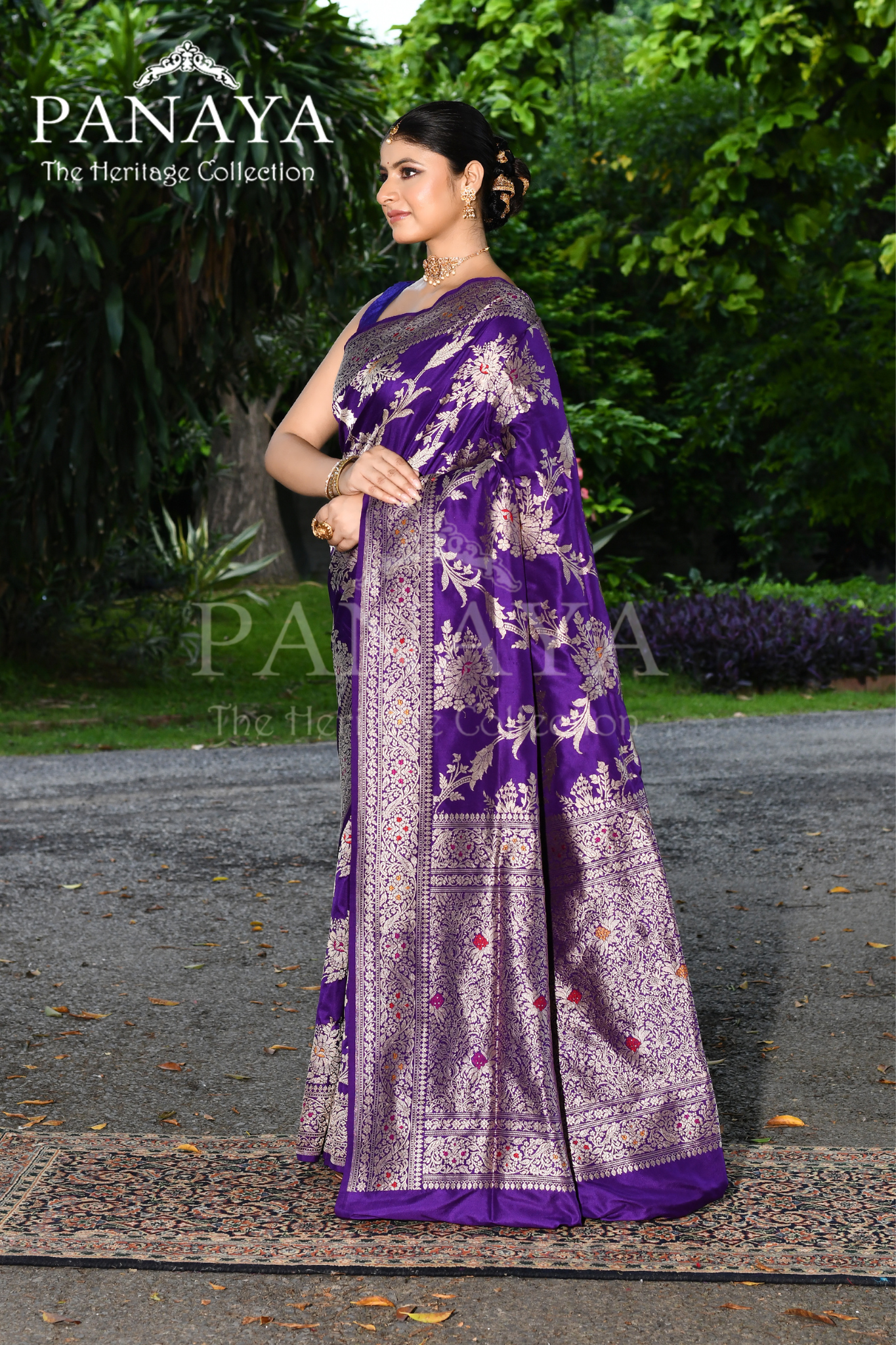 Saree Katan Silk Handwoven with Banrasi Aanchal & Border with Gold & Silver Meenedar Jaal Design