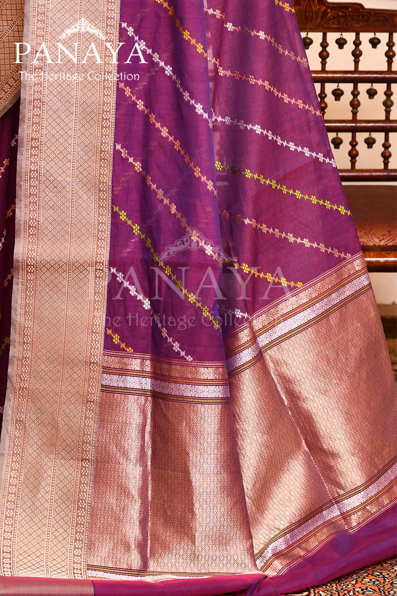 Saree Kora cotton Silk with Banrasi Aanchal & Border with Meenedar Aada Design