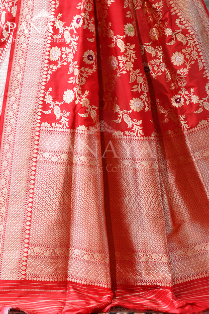 Saree Katan Silk Handwoven with Banrasi Aanchal & Border with Gold & Silver Meenedar Jaal Design