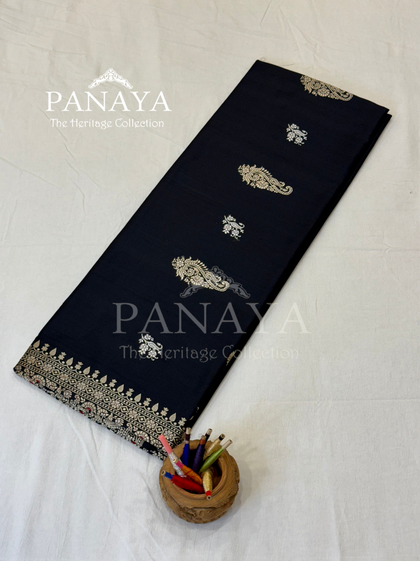 Saree Katan Silk with Meenedarr Banarasi Aanchal & Border with Gold Zari Carry Boota and konia