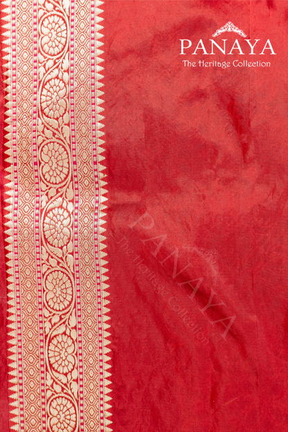 Tanchoi Silk Brocade Design With Paithani Anchal With Contast Red Border