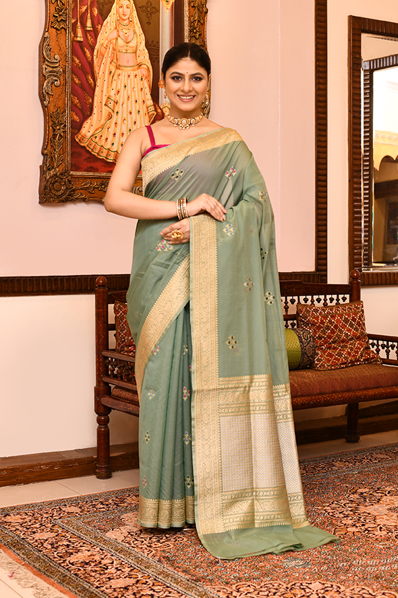 Powder Green Kora Silk Saree — Kadwa Flower Booti