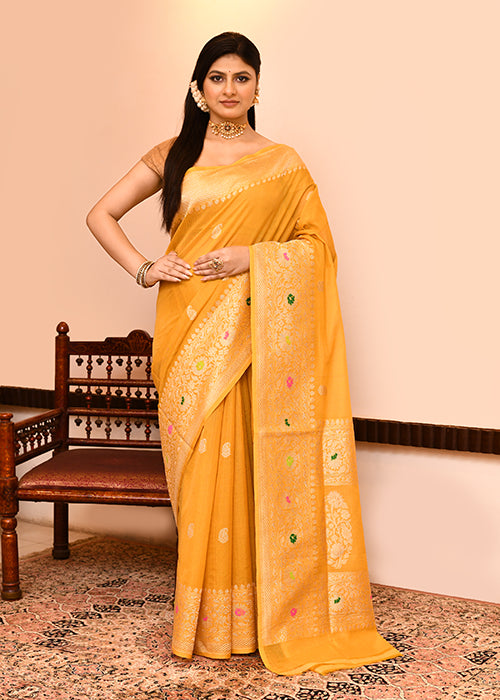 Yellow Kora Silk Saree — Kadwa Mango Booti