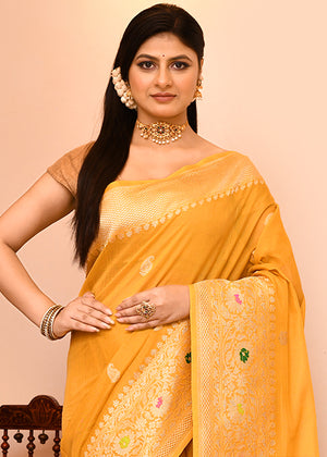 Yellow Kora Silk Saree — Kadwa Mango Booti