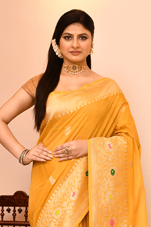 Yellow Kora Silk Saree — Kadwa Mango Booti