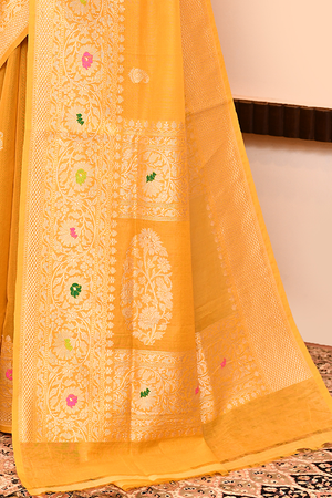 Yellow Kora Silk Saree — Kadwa Mango Booti