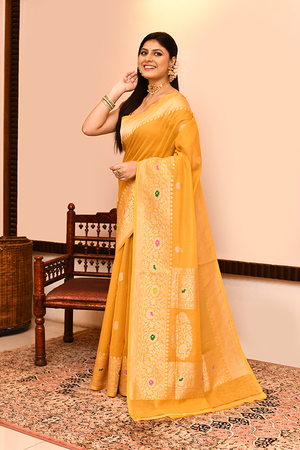 Yellow Kora Silk Saree — Kadwa Mango Booti