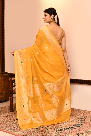 Yellow Kora Silk Saree — Kadwa Mango Booti