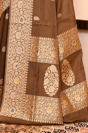 Brown Kora Silk Saree — Kadwa Mango Booti