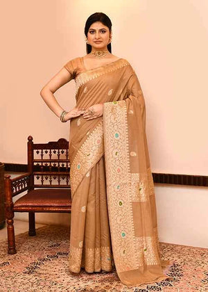 Off-White Kora Silk Saree — Kadwa Booti