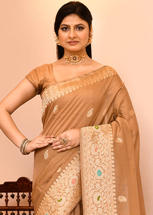 Off-White Kora Silk Saree — Kadwa Booti
