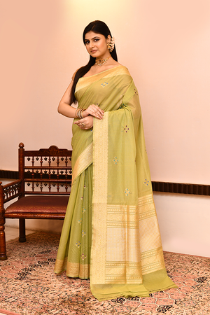 Mehendi Green Kora Silk Saree — Kadwa Flower Boota
