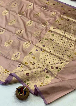 Light Pink Katan Silk Saree — Kadwa Booti
