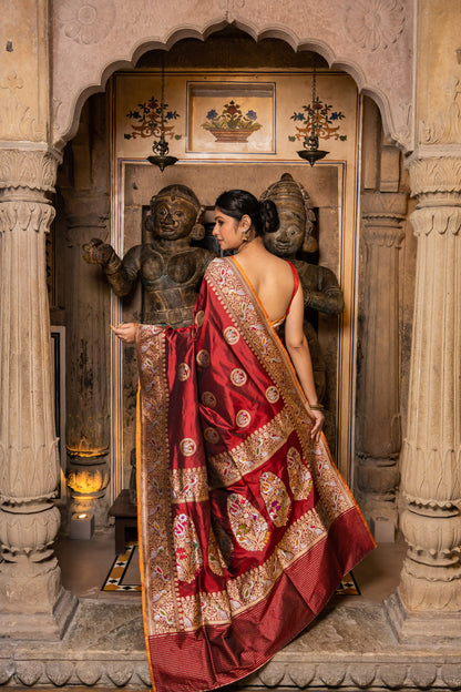 Maroon Handwoven Kadwa Katan Silk Saree - Panaya 