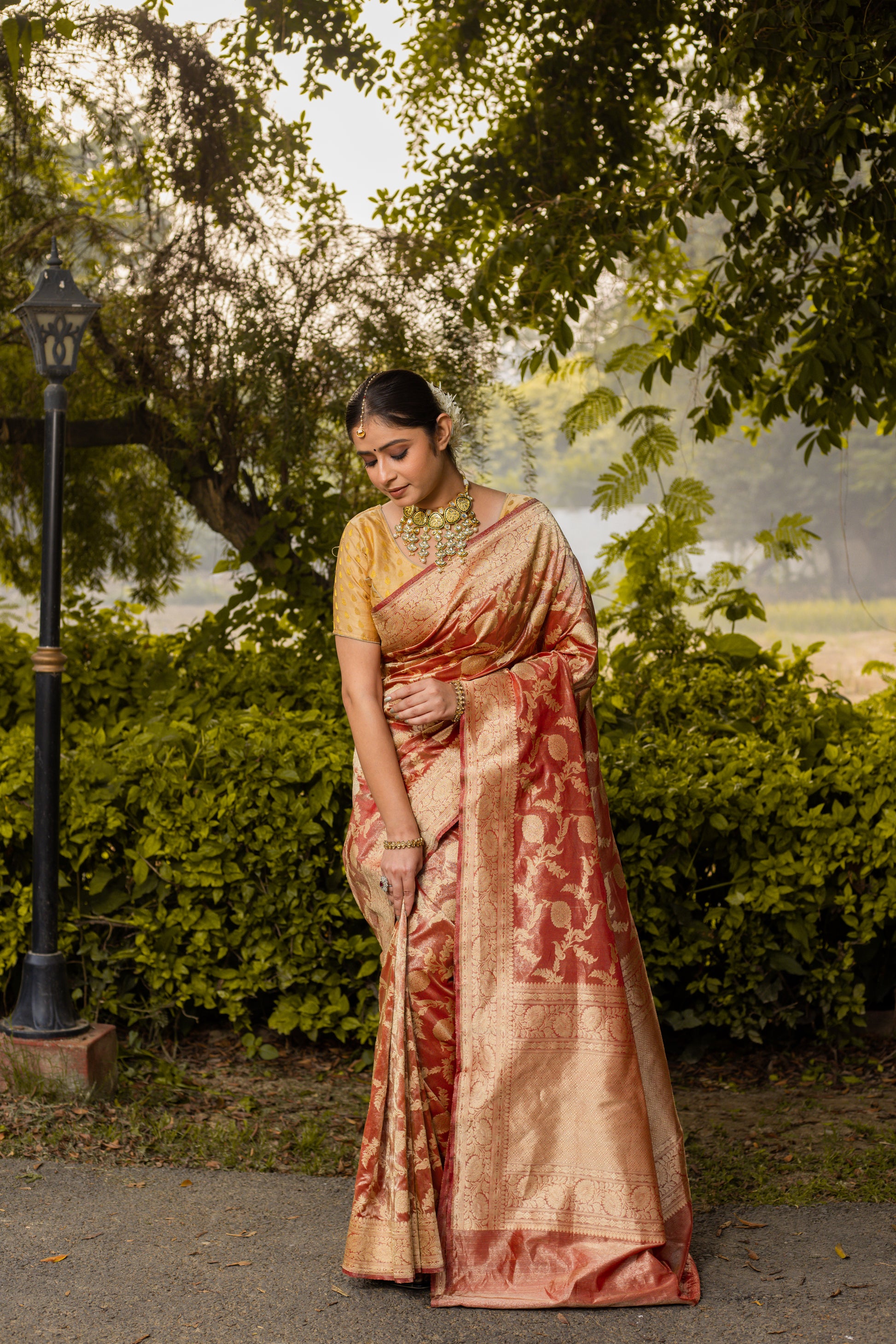 Maroon Saree Tissue Jangla Handwoven