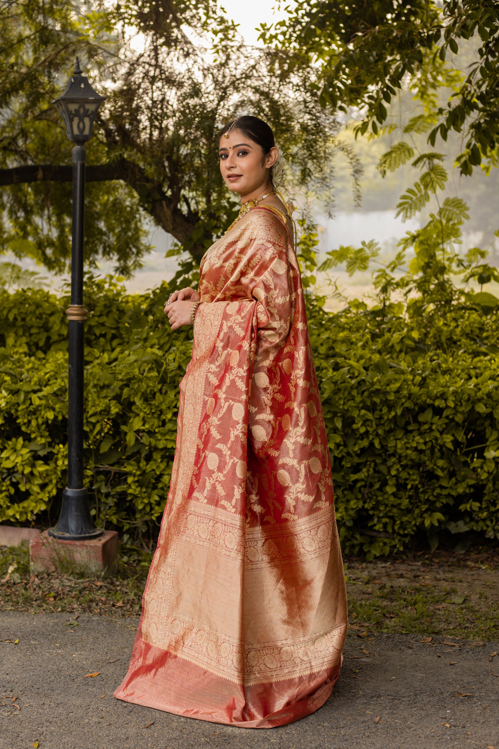 Maroon Saree Tissue Jangla Handwoven