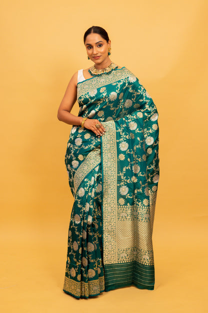 Green Saree Katan Silk Handwoven - Panaya 