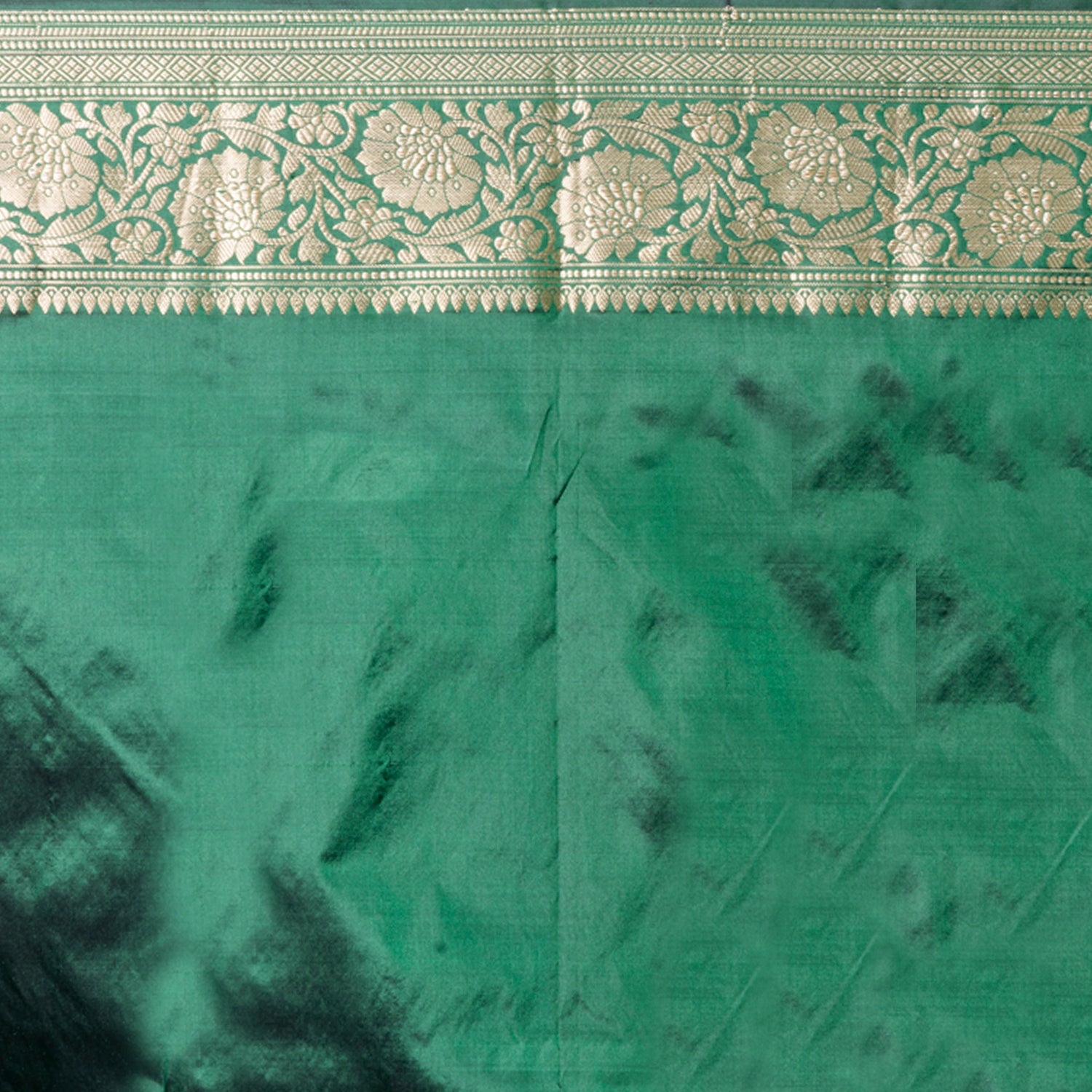 Bottle Green Handwoven Kadwa Katan Silk Saree