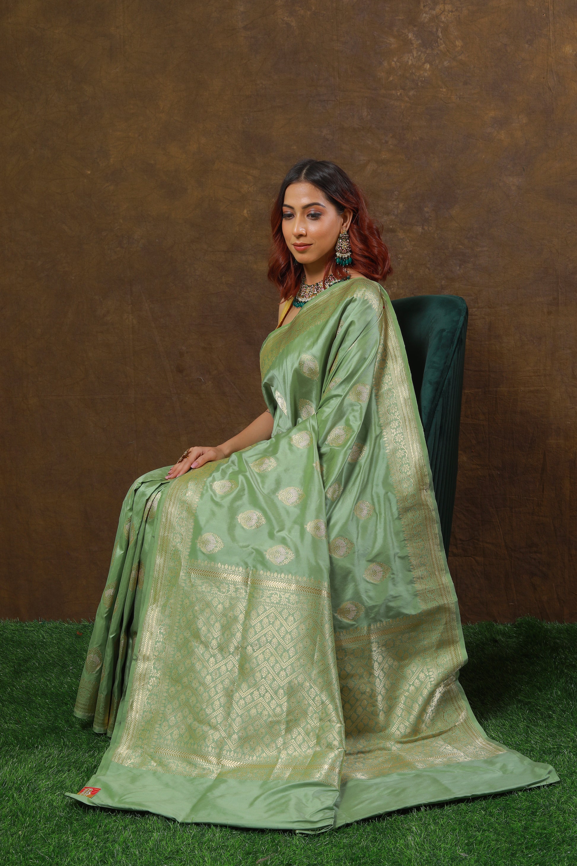 Pista Green Handwoven Kadwa Katan Silk Saree