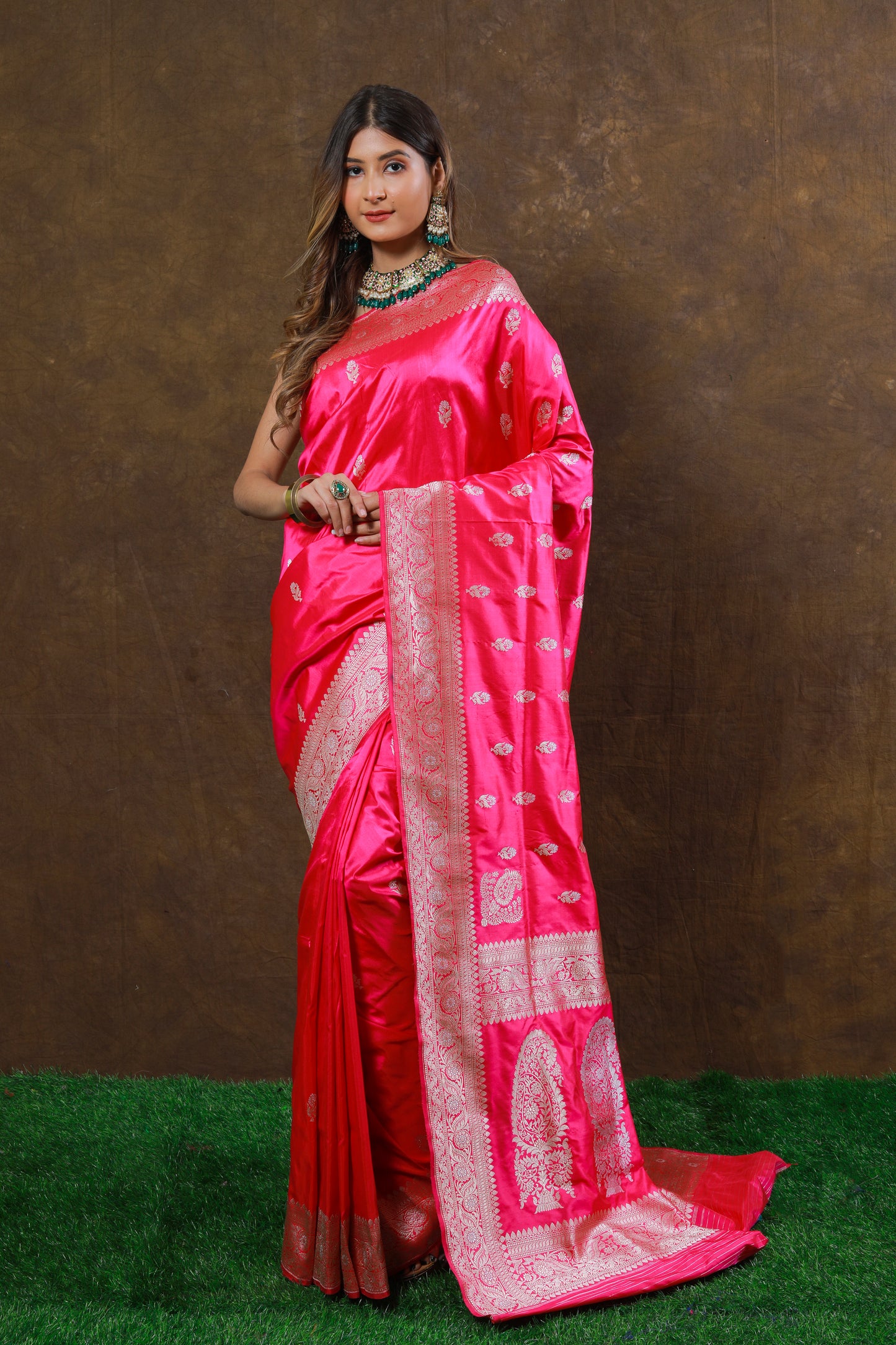 Pink Handwoven Kadwa Katan Silk Saree - Panaya 