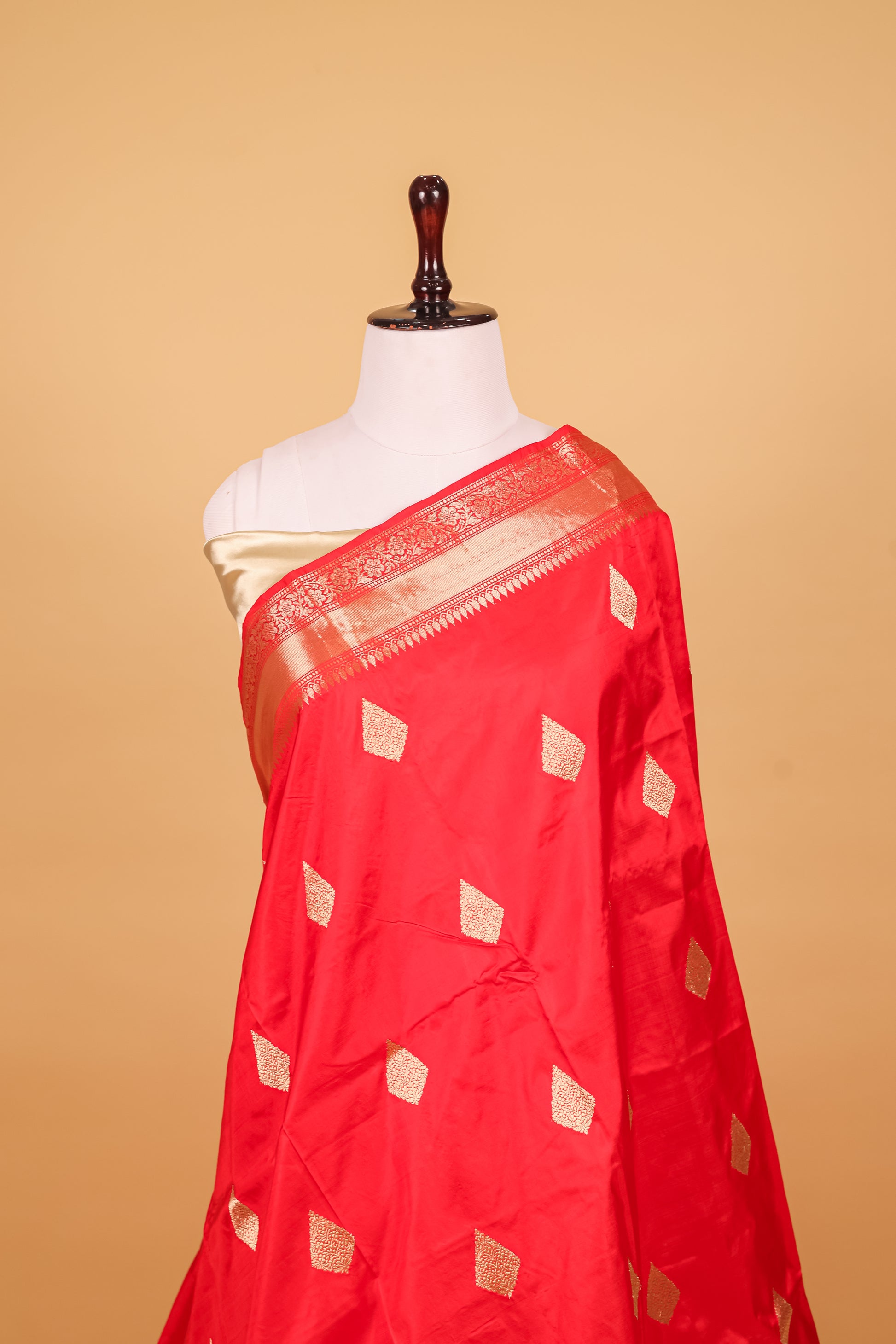 Red Katan Pure Silk Kadhwa Saree