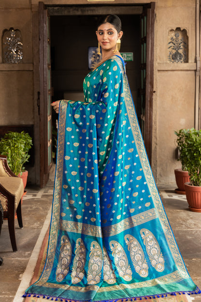 Teal Handwoven Kadwa Katan Silk Saree - Panaya 