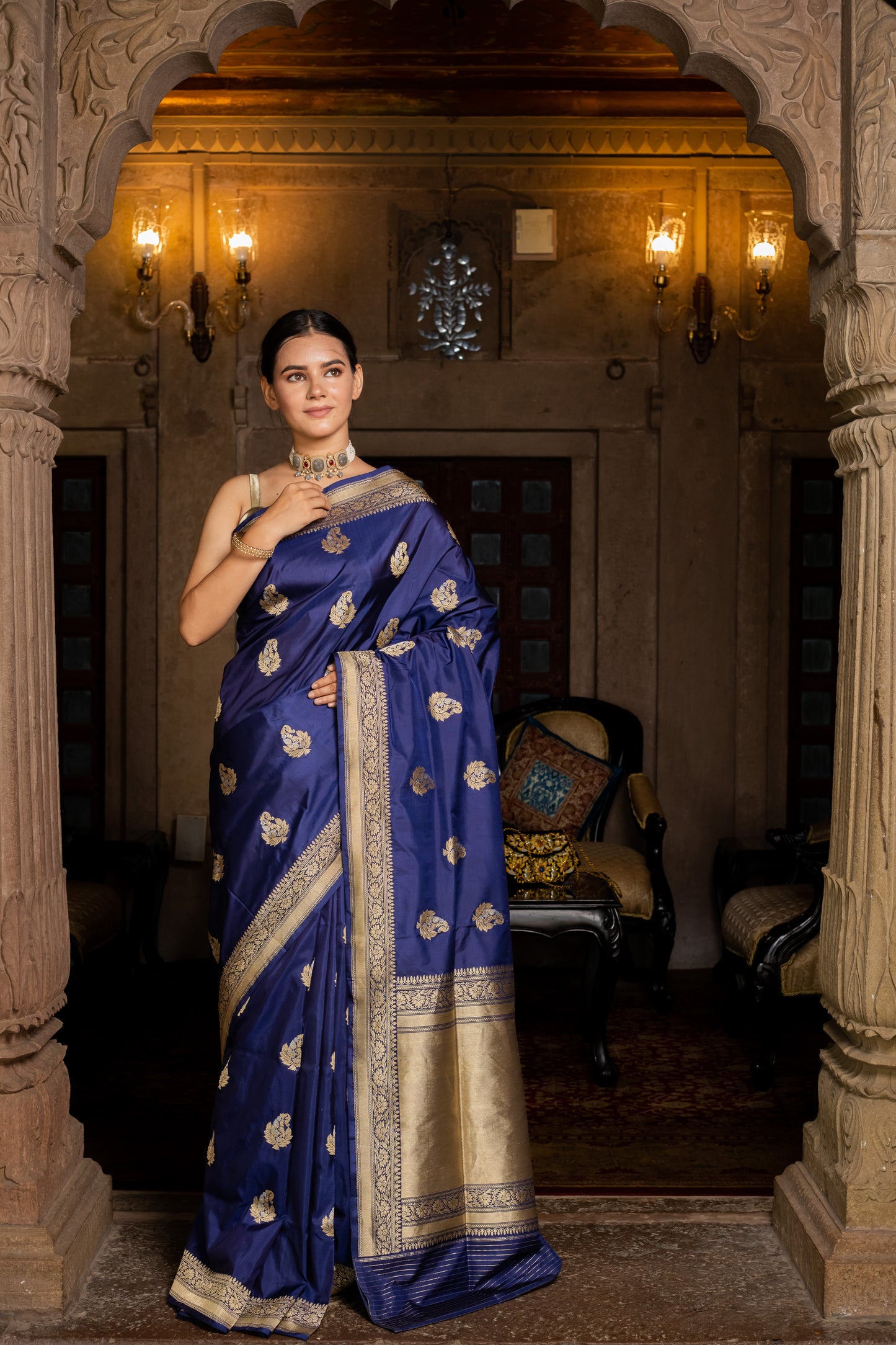 Royal Blue Handwoven Kadwa Katan Silk Saree - Panaya 