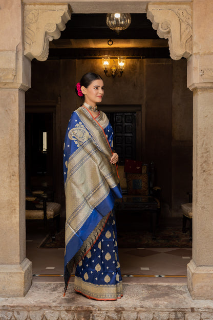 Royal Blue Handwoven Kadwa Katan Silk Saree - Panaya 