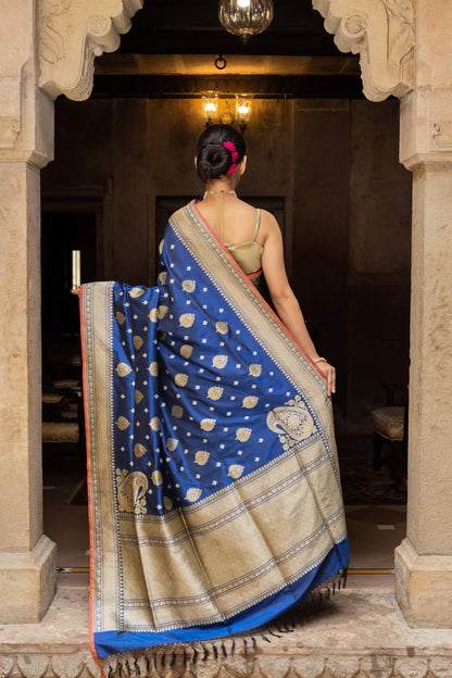 Royal Blue Handwoven Kadwa Katan Silk Saree - Panaya 