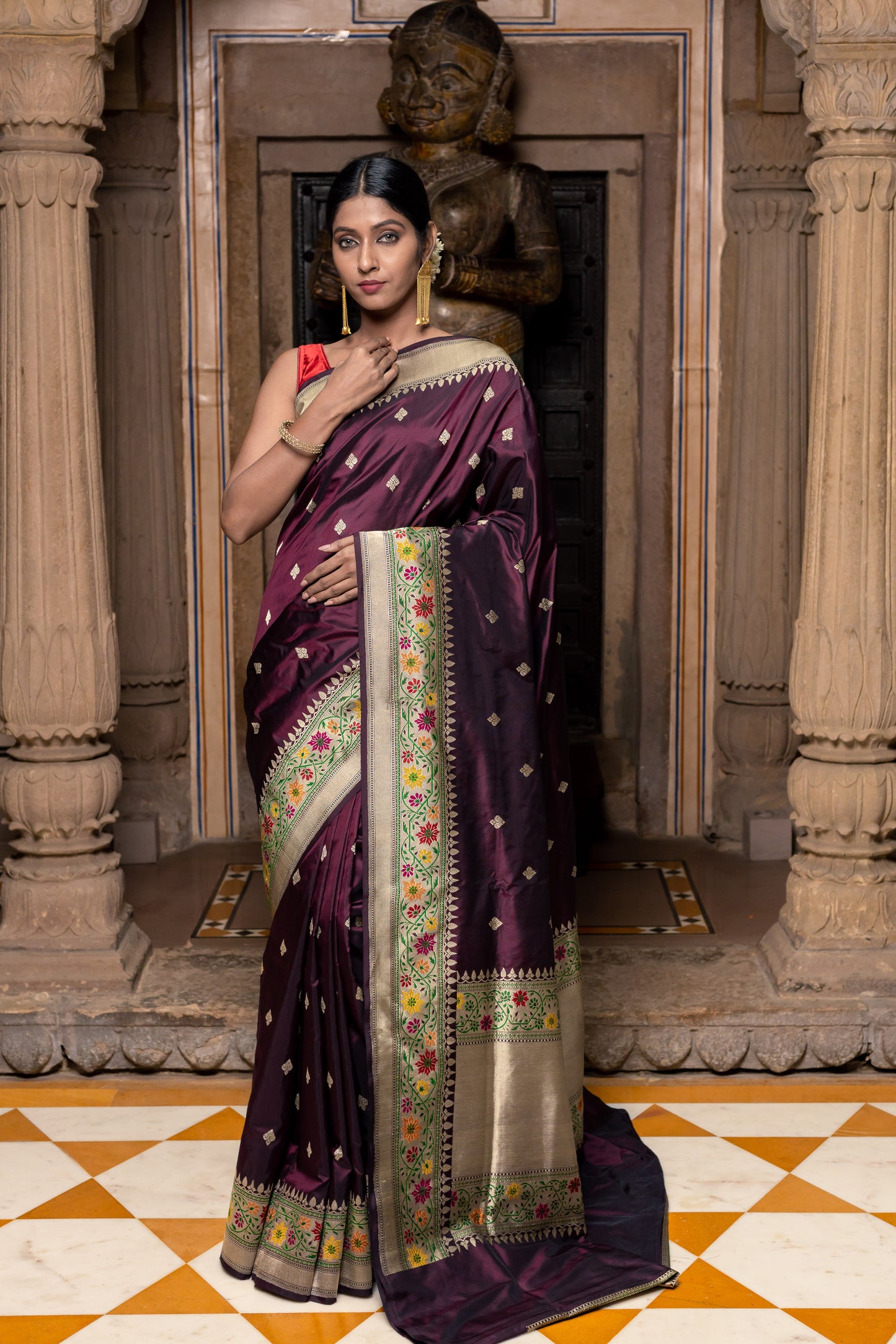 Wine Handwoven Kadwa Katan Silk Saree - Panaya 