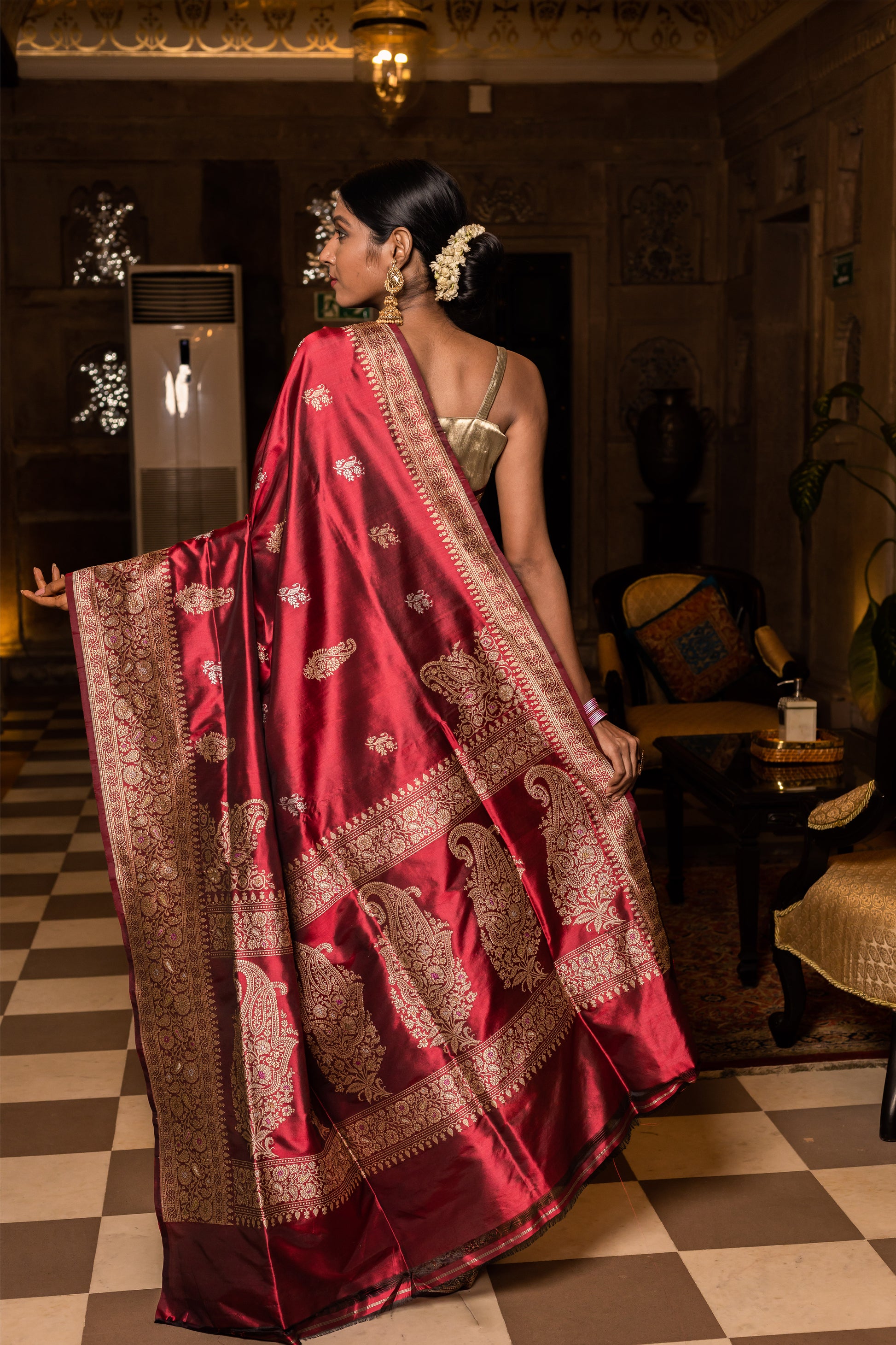 Maroon Handwoven Kadwa Katan Silk Saree