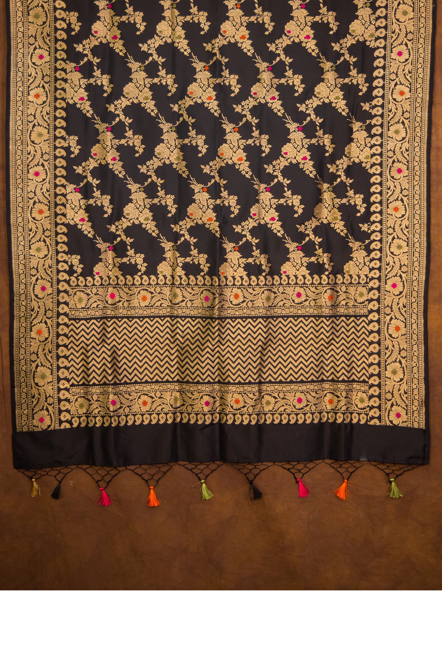 Black Katan Pure Silk Dupatta - Panaya 