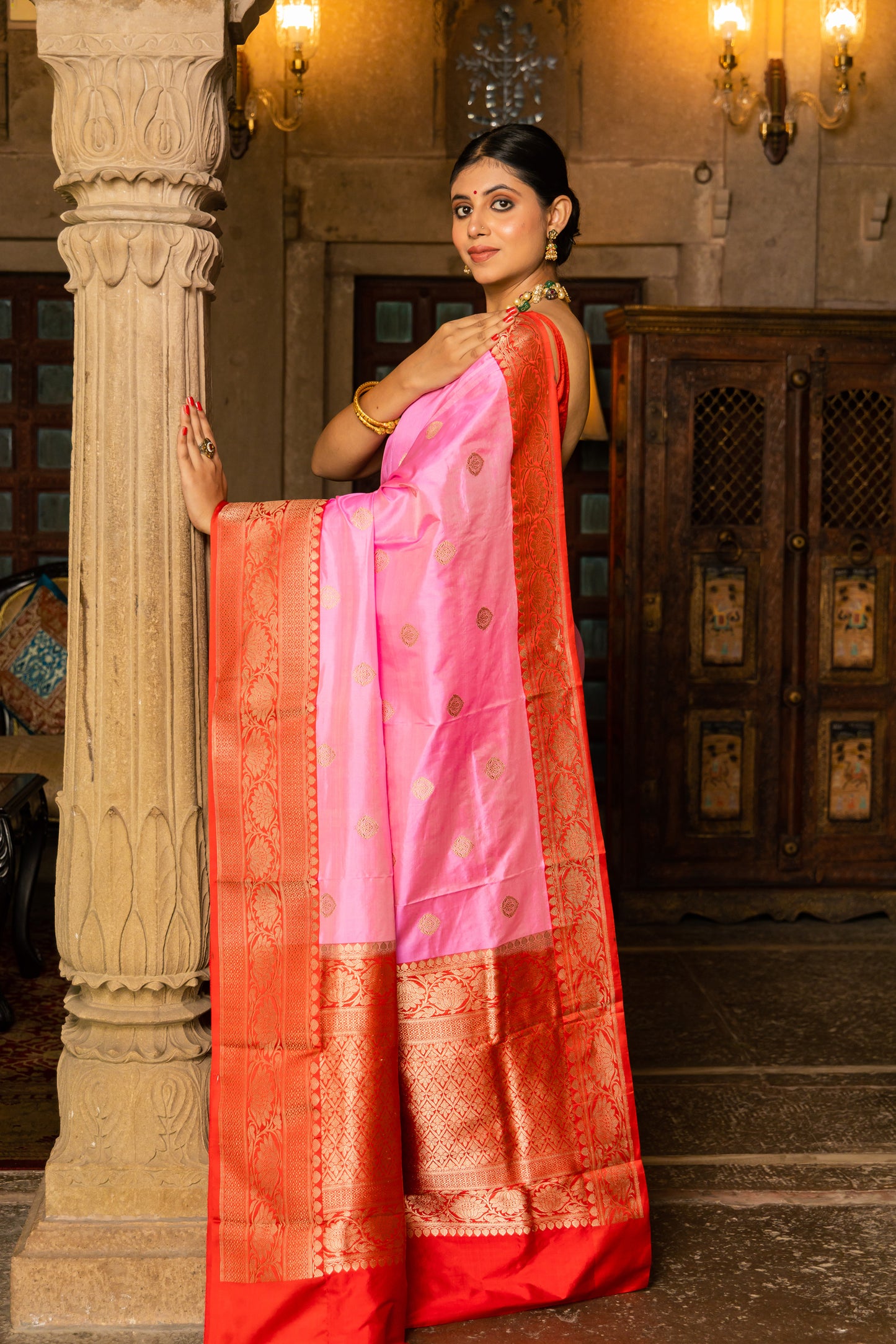 Pink Handwoven Kadwa Katan Silk Saree - Panaya 